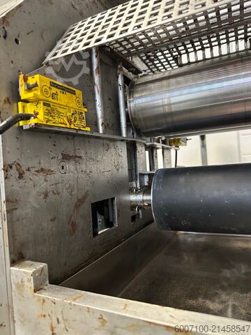 Walzenauftrag-von-fluessigen-medien-oel-1 Axel Wirth Maschinen DWO450