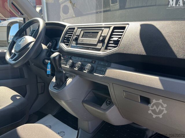 Minibus VW CRAFTER 2.0 TDI 9 SITZER AUTOMATIK KLIMAAUTO PDC