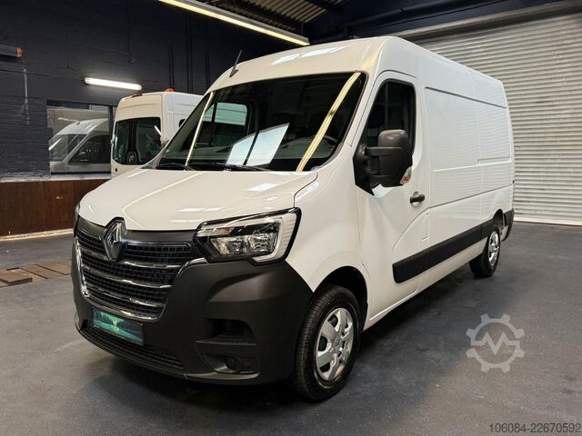 Panel van RENAULT Master Kasten L2H2 Klima Tempomat R-CAM AHK 2,5T