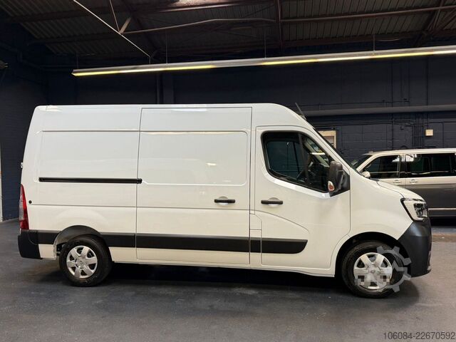 Panel van RENAULT Master Kasten L2H2 Klima Tempomat R-CAM AHK 2,5T