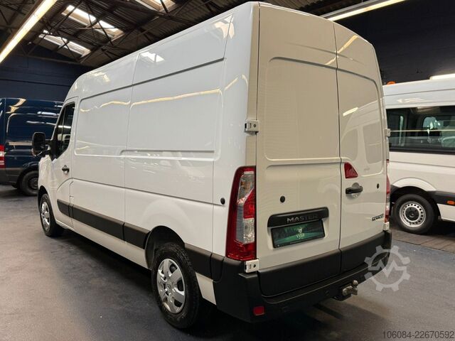 Panel van RENAULT Master Kasten L2H2 Klima Tempomat R-CAM AHK 2,5T