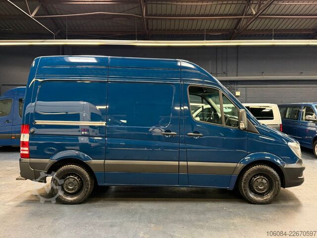 รถตู้หลังคาสูง MERCEDES-BENZ Sprinter 319 3,0l L1-H2 Autom. AC STHZ AHK 3,5T