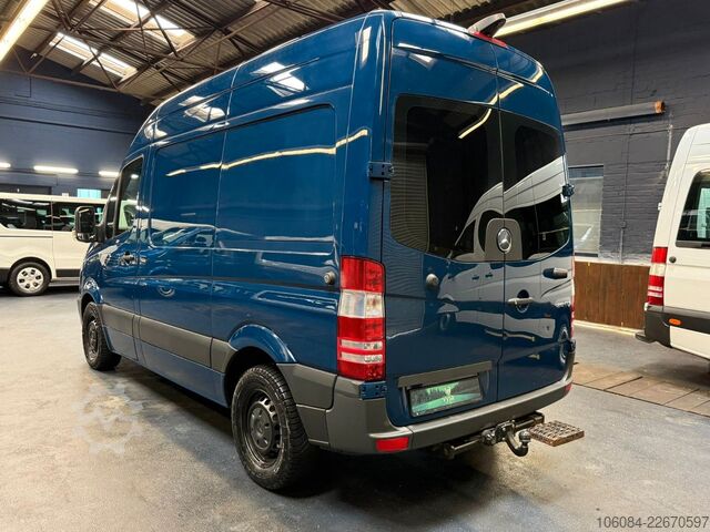 รถตู้หลังคาสูง MERCEDES-BENZ Sprinter 319 3,0l L1-H2 Autom. AC STHZ AHK 3,5T