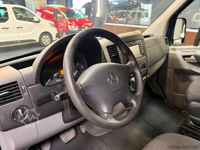 รถตู้หลังคาสูง MERCEDES-BENZ Sprinter 319 3,0l L1-H2 Autom. AC STHZ AHK 3,5T