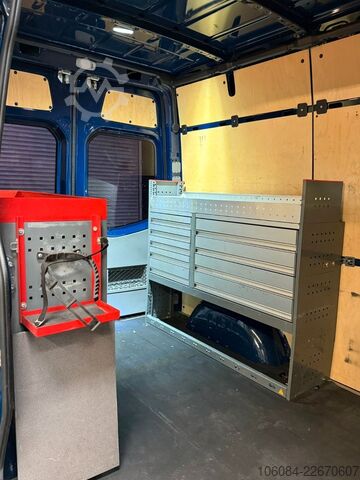 รถตู้หลังคาสูง MERCEDES-BENZ Sprinter 319 3,0l L1-H2 Autom. AC STHZ AHK 3,5T
