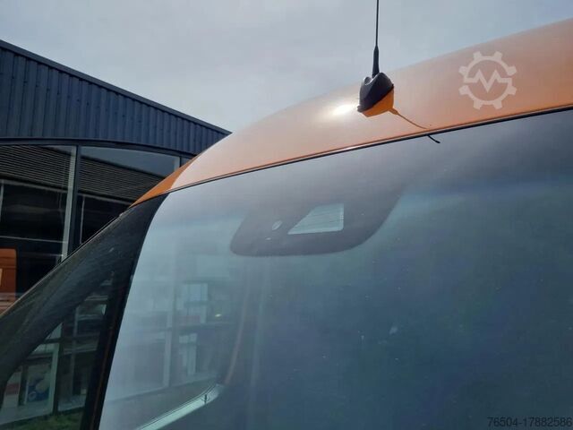 Tvöfaldur leigubíll Mercedes-Benz Sprinter 513 CDI/ Doka / Multicab / Aut/ Navi/ ...