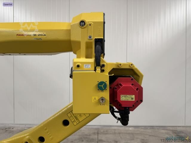 Robot yang diperbaharui dengan jaminan 1 tahun FANUC M-20iA