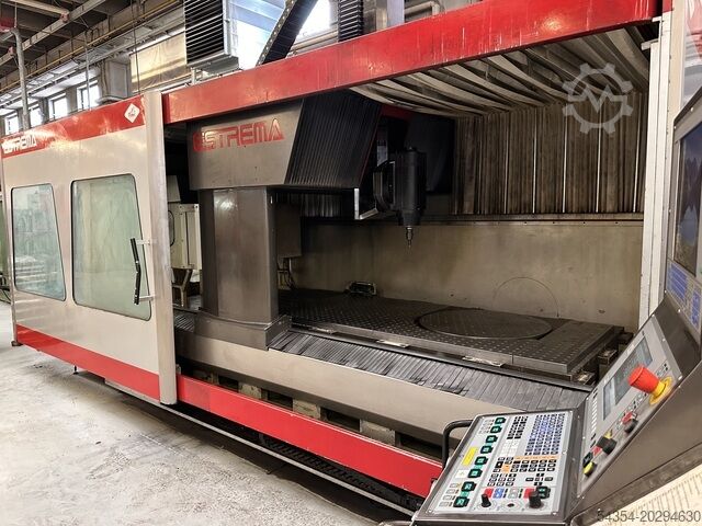 مركز تشغيل خماسي المحاور OMV Estrema 2100