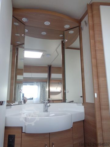 Rulotă HOBBY de luxe 560 KMFe *Markise*Vorzelt*