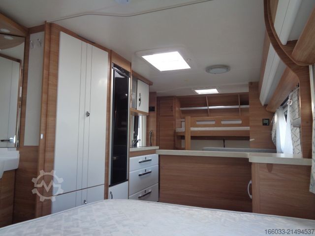 Rulotă HOBBY de luxe 560 KMFe *Markise*Vorzelt*