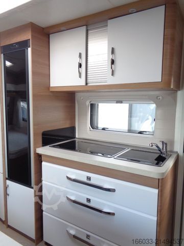 Rulotă HOBBY de luxe 560 KMFe *Markise*Vorzelt*