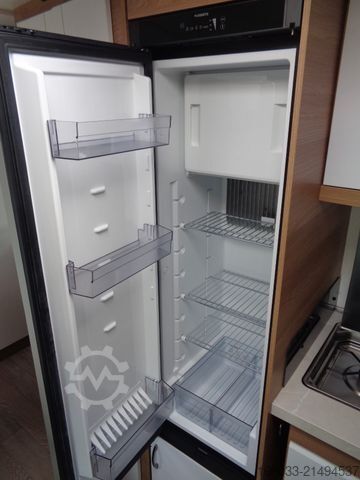 Rulotă HOBBY de luxe 560 KMFe *Markise*Vorzelt*