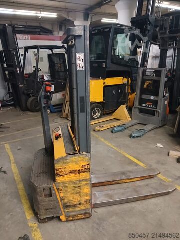 Палетни слагачи Genkinger EGV12