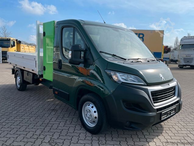 Tippbil skåpbil PEUGEOT Boxer Kipper/ 121kw/ Staukasten/ AHK 3.0t/ AC