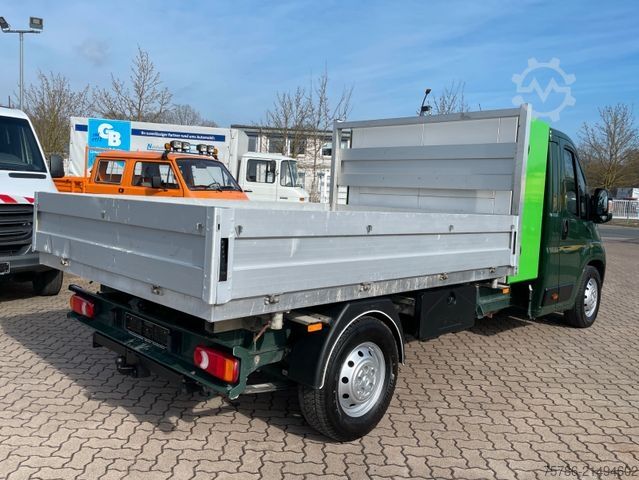 Tippbil skåpbil PEUGEOT Boxer Kipper/ 121kw/ Staukasten/ AHK 3.0t/ AC