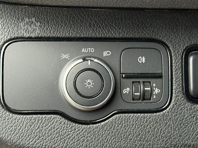 Furgonçë e lartë MERCEDES-BENZ Sprinter 317 CDI MAXI L4H2 KlimaKameraTempomMBUX
