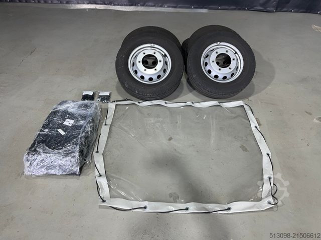 Minibus VOLKSWAGEN CRAFTER 17 SITZER ACC LANE ASSIST