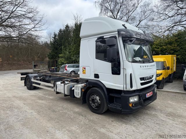 Lastbilchassis IVECO 140E28/FP