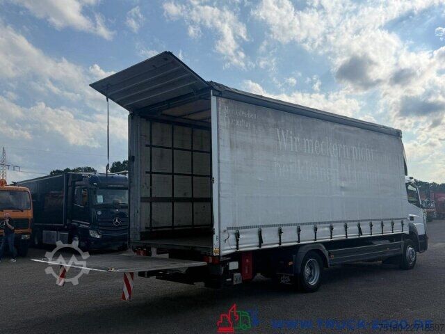 Camión plataforma con toldo Mercedes-Benz Atego 1224 Schiebeplane L+R+ Dach LBW 1.5T AHK