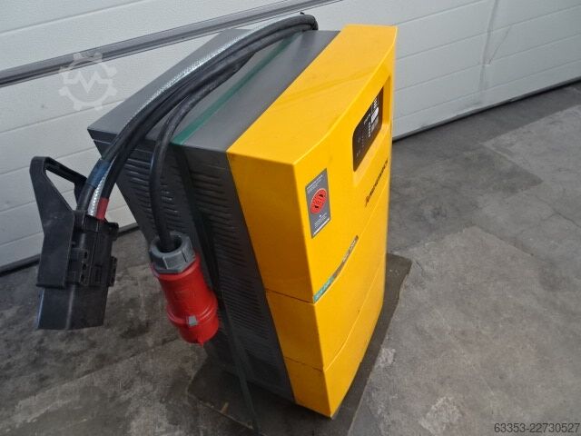 Electric 4-wheel forklift Jungheinrich EFD 435s