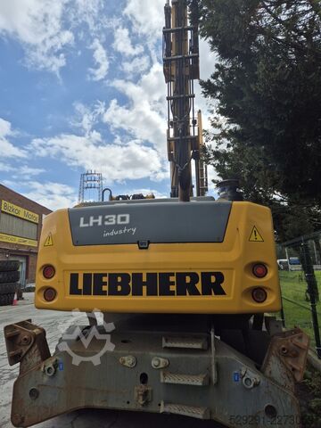 Maszyna przeładunkowa LIEBHERR LH 30 M Industry Litronic