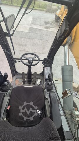 Maszyna przeładunkowa LIEBHERR LH 30 M Industry Litronic