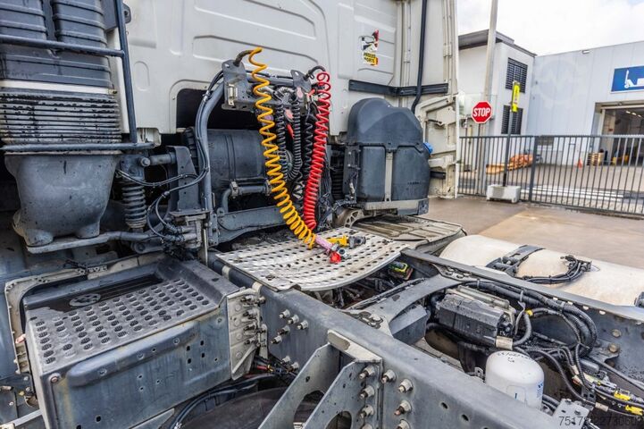  VOLVO FH4 460 GLOB