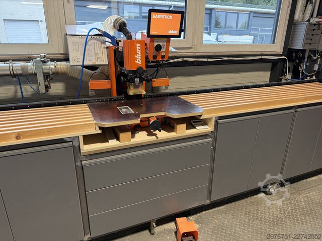Viðeigandi borvél Blum MINIPRESS top