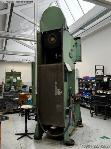 Press hingga 1000 KN KOMATSU-MAYPRES OBA 80