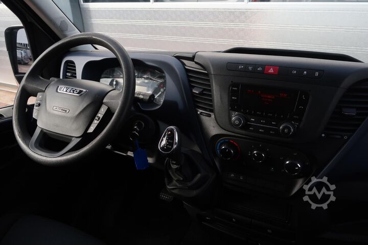 Комби с висок покрив Iveco Daily 35S14V 300 L1H1 AUT/ 3,5t/ CAM/ CRUISE/ T...