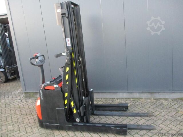 High lifting pallet truck TOYOTA SWE120XR