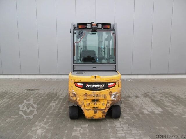 รถยกไฟฟ้า 4 ล้อ JUNGHEINRICH EFG S 30sG180-330ZT