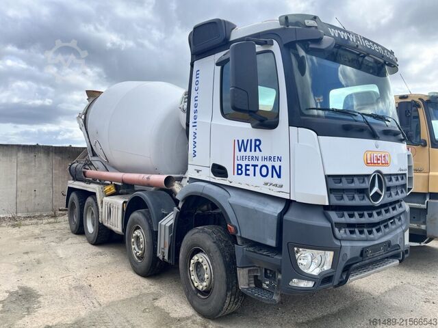 φορτηγό αναμικτήρας σκυροδέματος Daimler-Benz 