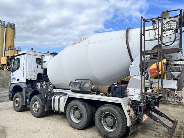 φορτηγό αναμικτήρας σκυροδέματος Daimler-Benz 