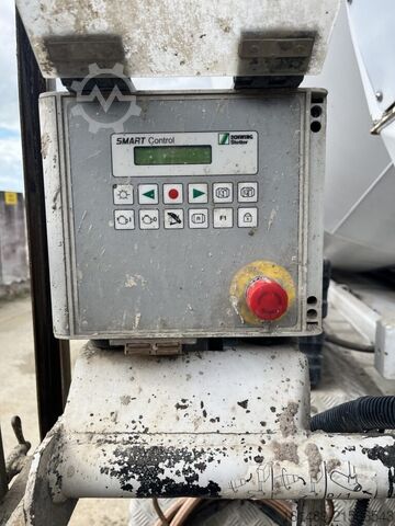 φορτηγό αναμικτήρας σκυροδέματος Daimler-Benz 