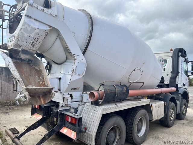 φορτηγό αναμικτήρας σκυροδέματος Daimler-Benz 