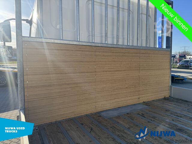 Стандарт-СЗМ Renault D 250 4x2 Oprijwagen + Trekhaak