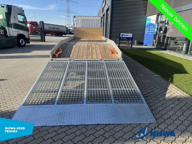 Стандарт-СЗМ Renault D 250 4x2 Oprijwagen + Trekhaak