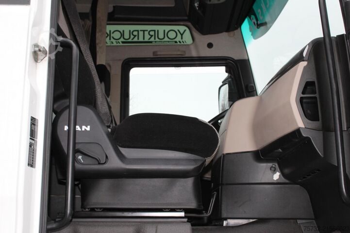 Стандартный седельный тягач MAN TGX 18.460 E6 XXL  Retarder Kühlbox Navi 2Tanks
