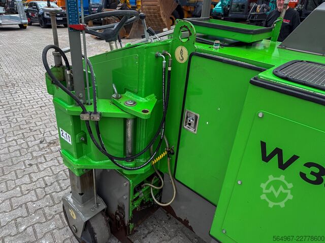 Máy cào bóc mặt đường nhựa Wirtgen W350 Asphaltfräse 32 kW 3-Rad