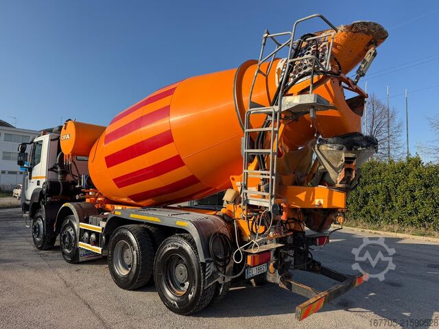 Miešačka betónu na podvozku Astra HD9 84.48