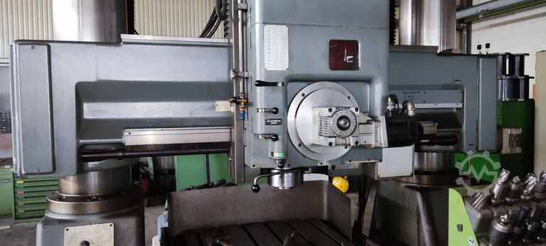 Fresadora portal com comando Fagor Oerlikon KC4 FAGOR CNC Control