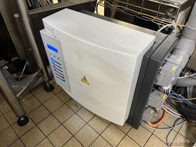Sacmi KUBE 60 etichettatrice per etichette autoadesive (2017) Sacmi Etikettierer für Selbstklebeetiketten