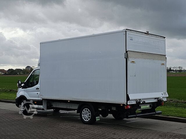 Kufr FORD TRANSIT 2.0 Bakwagen Laadklep !