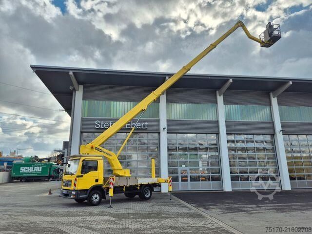 Kuorma-autoon asennettu työskentelyalusta MAN TGL 8.150 4x2 Bison Palfinger TKA 30