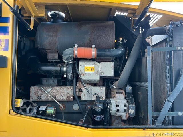 Yükleyici Komatsu WA 250 PT - 5H / 12.390h /