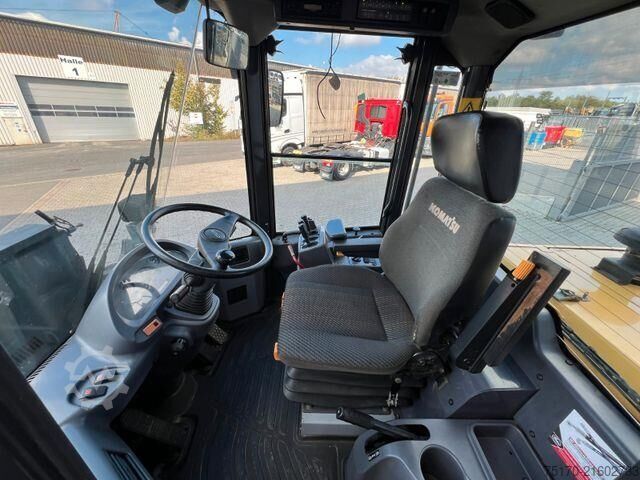 Yükleyici Komatsu WA 250 PT - 5H / 12.390h /