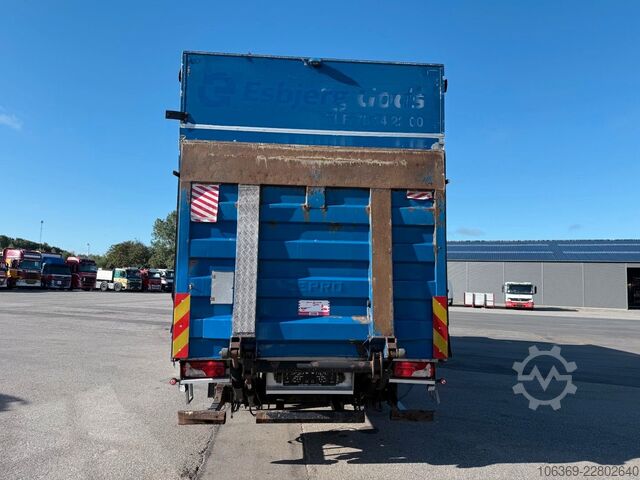 Truk bak datar dengan terpal SCANIA P280 4x2 Euro 5 7,7 m Curtainsider and Tailli