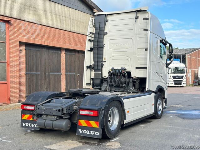 Standardni traktor jedinica VOLVO FH500   2Tanks I-ParkCool ACC