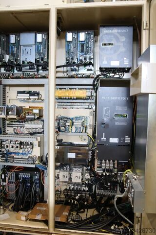 Qendër tornimi dhe frezimi CNC OKUMA MacTurn 50